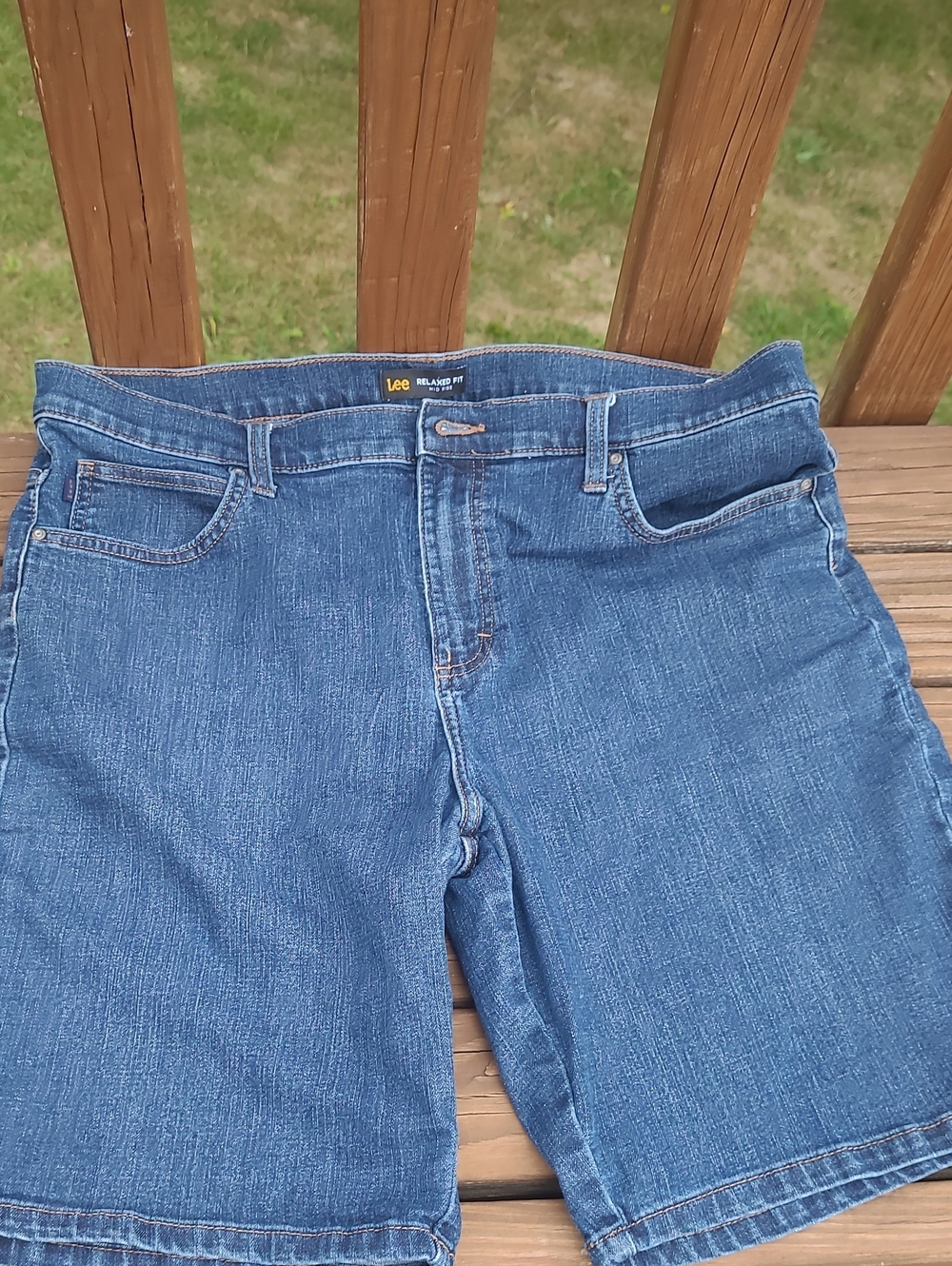 Lee Men's Or WOMEN'S Relaxed Fit Blue Denim Shorts